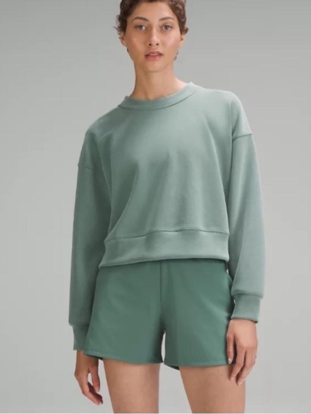 lululemon athletica Sage Green Crewneck Sweatshirt - Picture 4 of 9